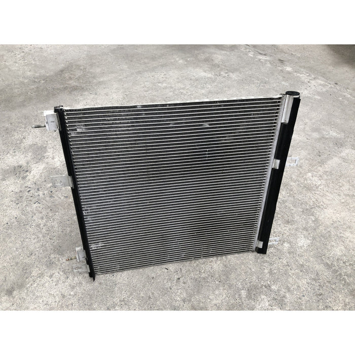 Condensador Original Para Cadillac Xt5 2017 Al 2024 3.6