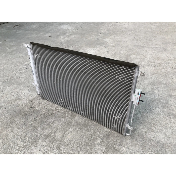 Condensador Original Para Sorento 2016, 2017, 2018, 2019, 2020 Motor 3.3