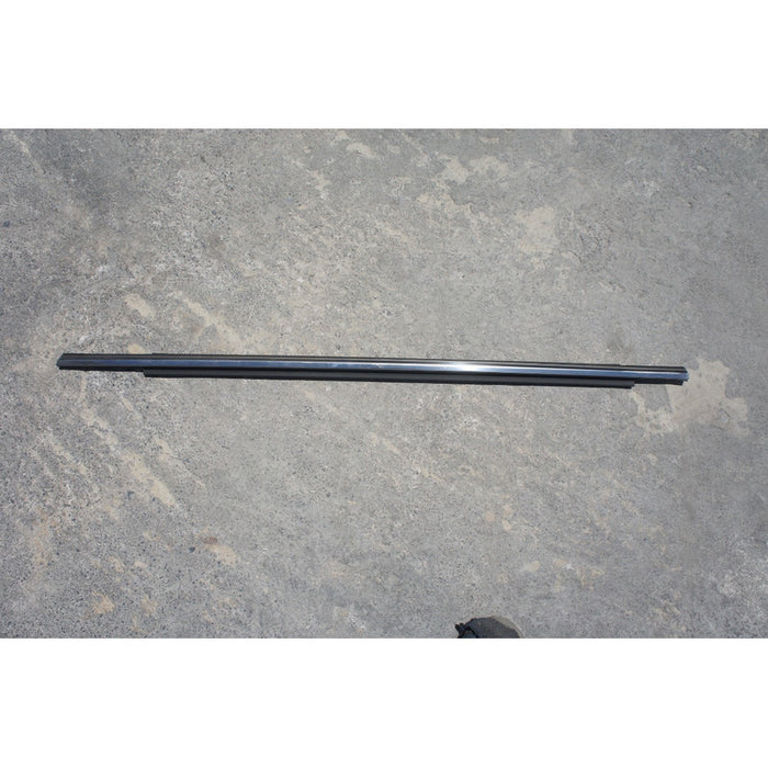 Moldura De Felpa Trasera Derecha Cadillac Srx 2010 - 2016