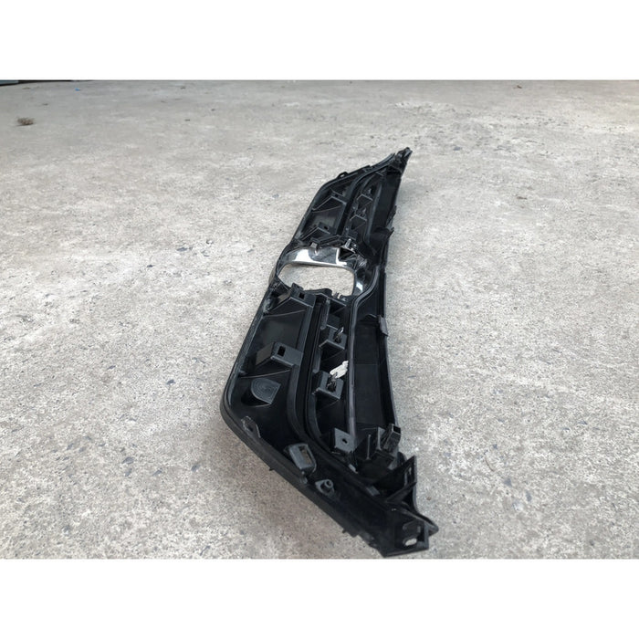 Parrilla Superior Original Honda Odyssey 2018, 2019, 2020 Cromado