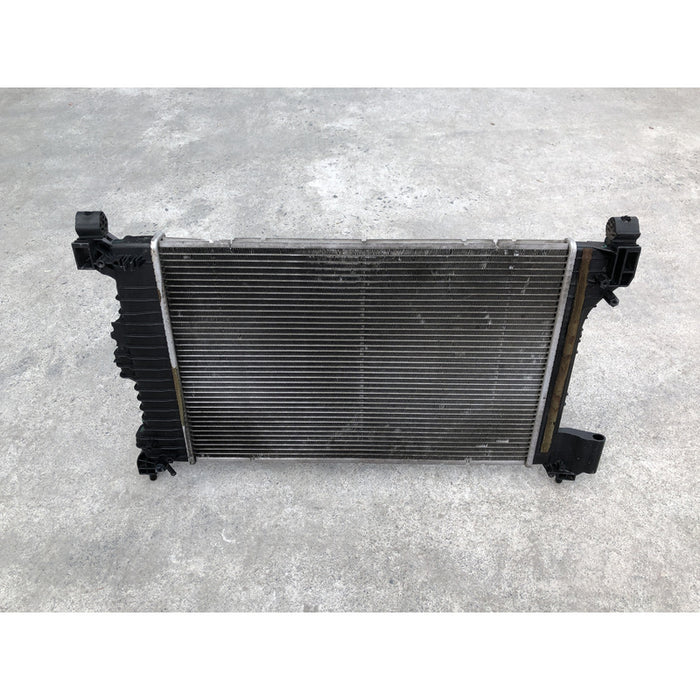 Radiador Original Para Sonic 2012 Al 2018 Motor 1.8