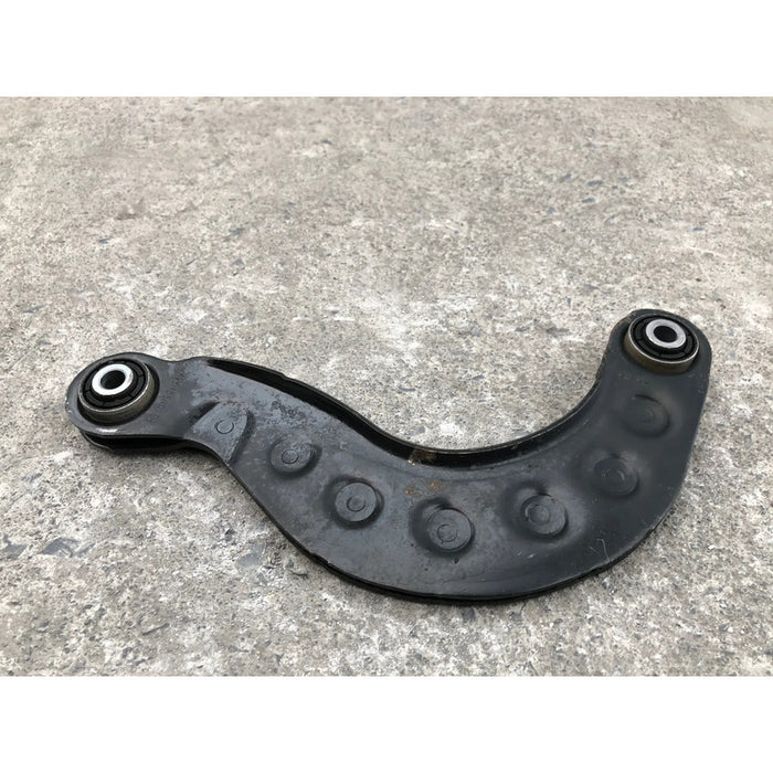 Tirante Trasero Derecho Superior Para Ford Focus 2012, 2013, 2014, 2015, 2016, 2017, 2018 - Motor 2.0 Litros, 4 Cilindros - Original