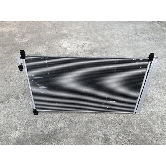 Condensador Original Para Nissan Rogue 2015, 2016, 2017, 2018, 2019, 2020 Motor 2.5