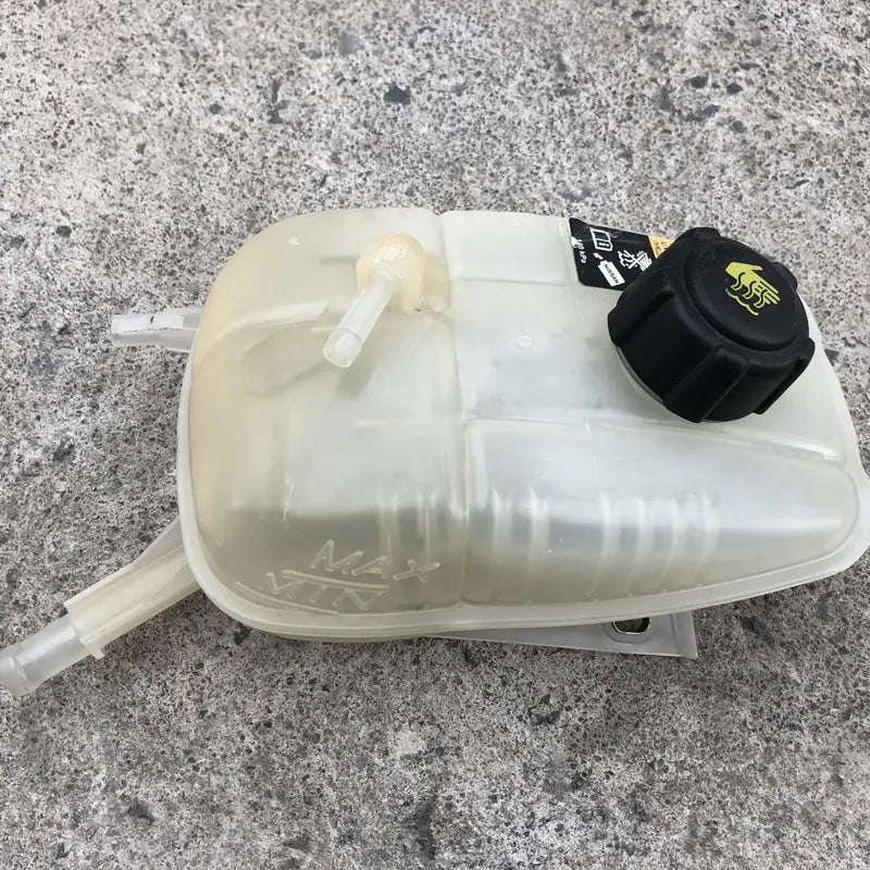 Deposito De Anticongelante Para Nissan Sentra 2020, 2021, 2022, 2023 (original)