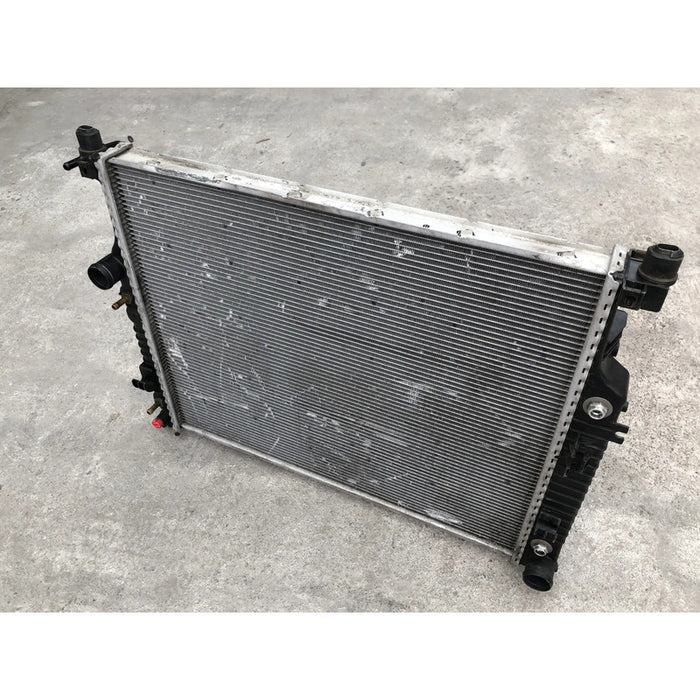 Radiador Original Para Gl450 2007 Al 2012 Motor 4.6