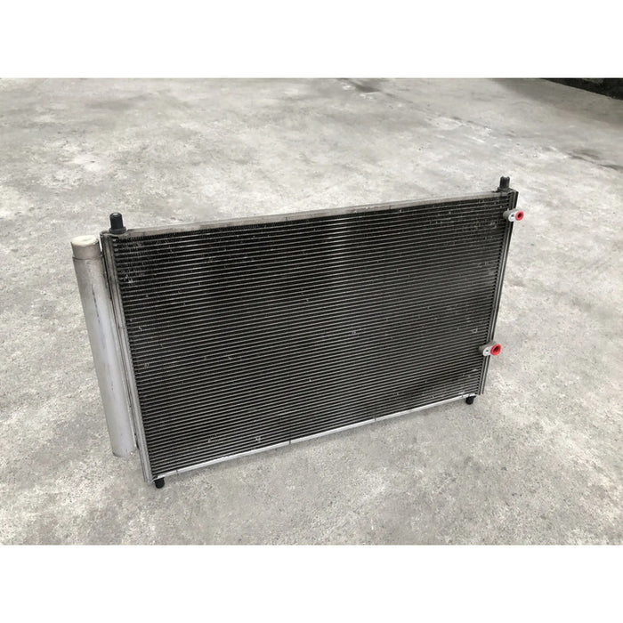 Condensador Original Para Toyota Corolla 2014, 2015, 2016, 2017, 2018, 2019 - Motor 1.8 Litros, 4 Cilindros - Original