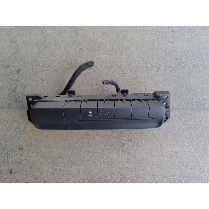 Interruptor De Control De Traccion Ram 2013 Al 2019