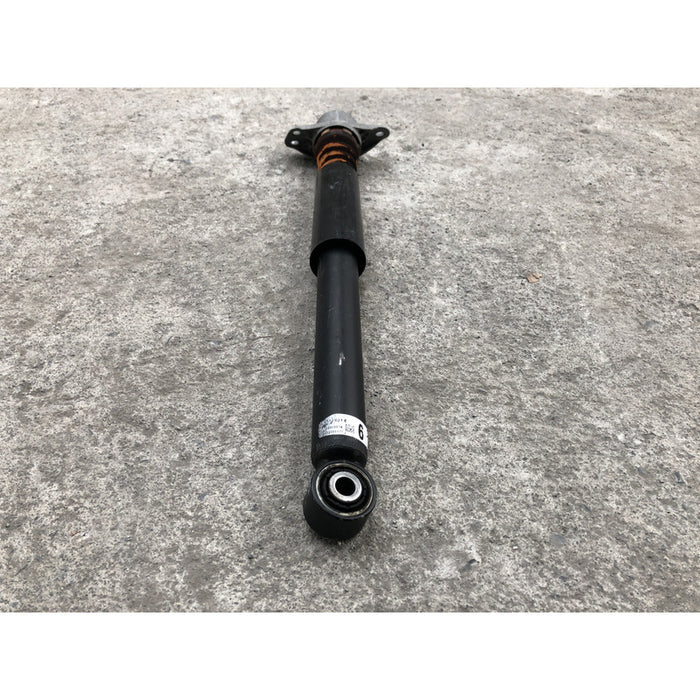 Amortiguador Trasero Izquierdo Para Volkswagen Passat 2012, 2013, 2014, 2015, 2016, 2017, 2018, 2019, 2020, 2021 Motor 2.0 Original