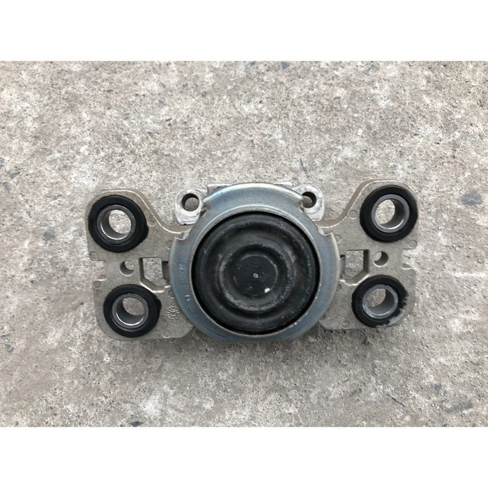Soporte Transmision Izquierdo Discovery 2015, 2016, 2017, 2018, 2019 (para Motor 2.0 Litros) Original