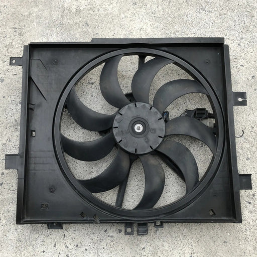 Motoventilador Para Nissan Versa 2012, 2013, 2014, 2015, 2016, 2017, 2018, 2019 Motor 1.6 (original)