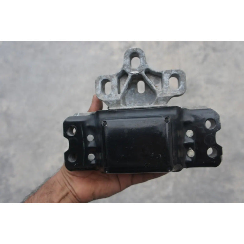 Soporte De Transmision Izquierdo Para Volkswagen Jetta 2016, 2017, 2018 - Motor 2.0 Litros, 4 Cilindros, Original