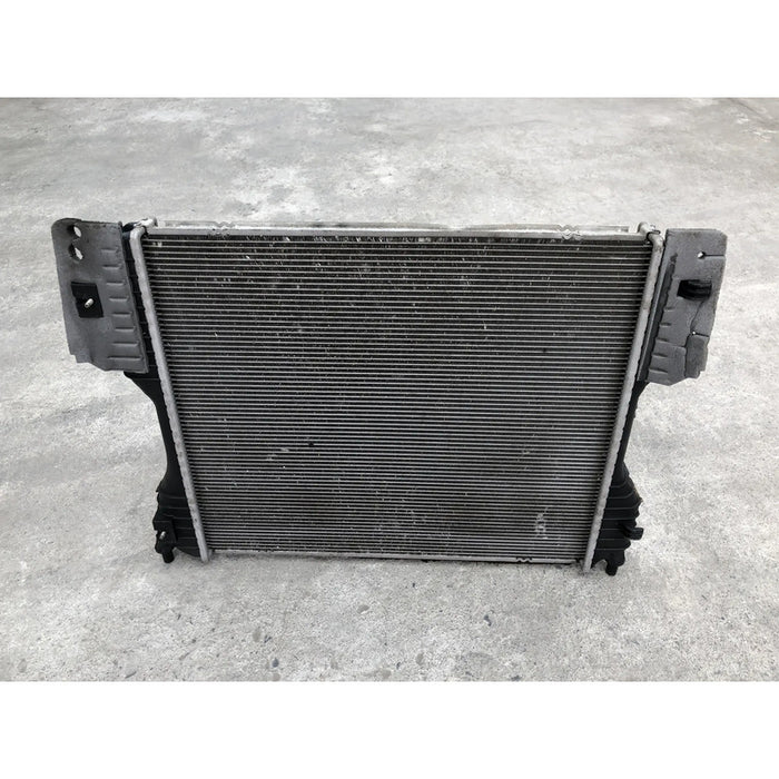 Radiador Original Para Jaguar Xf 2013, 2014, 2015 Motor 2.0