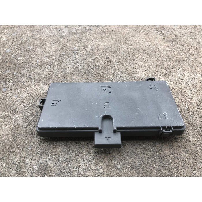 Tapa De Caja Fusibles Para Ford Explorer 2020, 2021, 2022 - Motor 2.3 Litros - Original