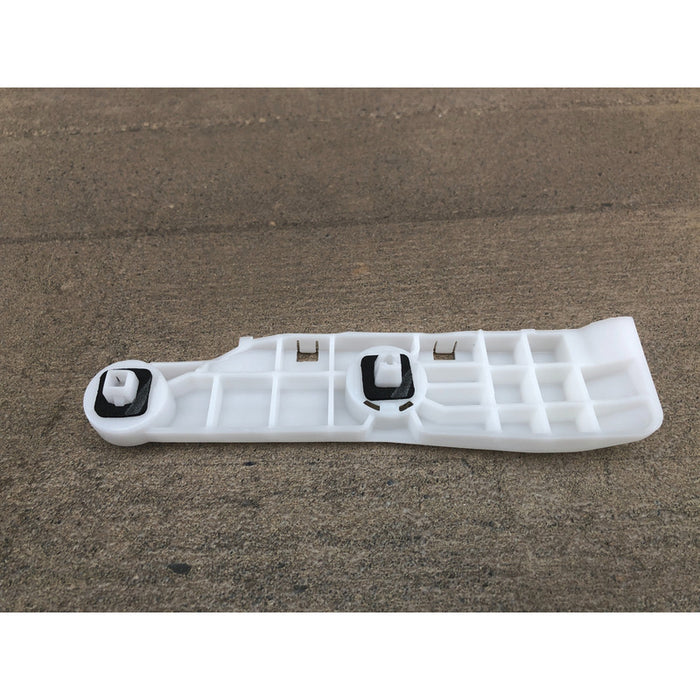 Guia Defensa Trasera Derecha Nissan Versa 2012 -2019