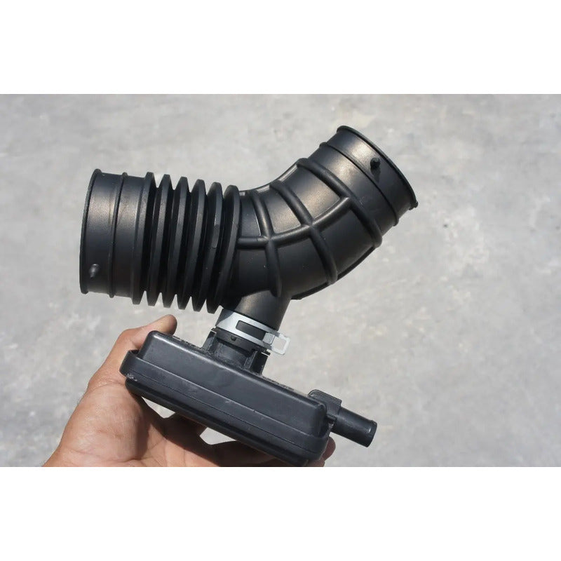 Manguera De Porta Filtro Para Nissan Altima 2013, 2014, 2015, 2016, 2017, 2018 - Motor 2.5 Litros, 4 Cilindros - Original
