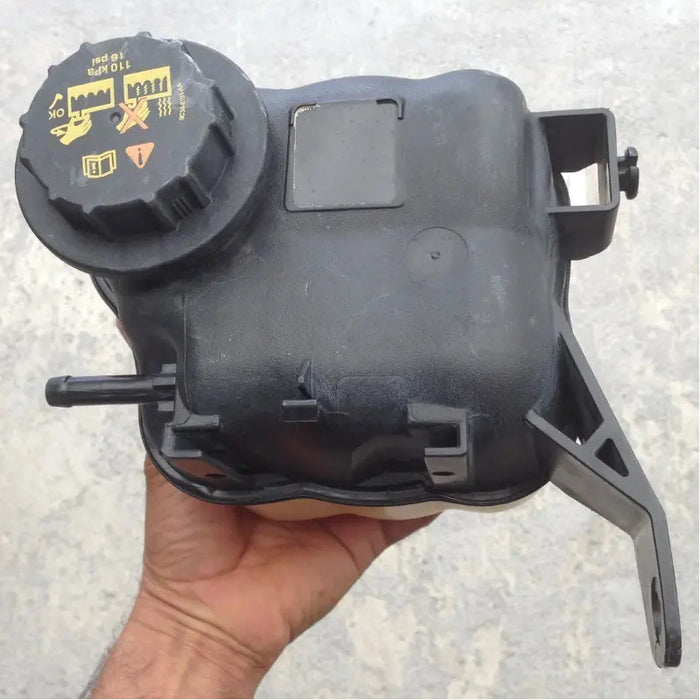 Deposito De Anticongelante Para Ford Taurus 2010, 2011, 2012, 2013, 2014, 2015, 2016, 2017, 2018 (original)