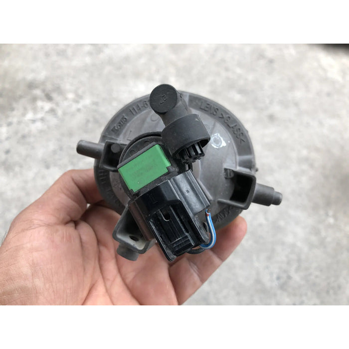 Faro Niebla Izquierdo Para Mazda 5 2006, 2007, 2008, 2009 Blanco
