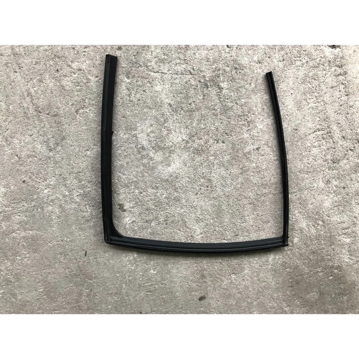 Empaque Guía Vidrio Puerta Trasera Derecha Para Mazda 6 2014, 2015, 2016, 2017, 2018 Negro