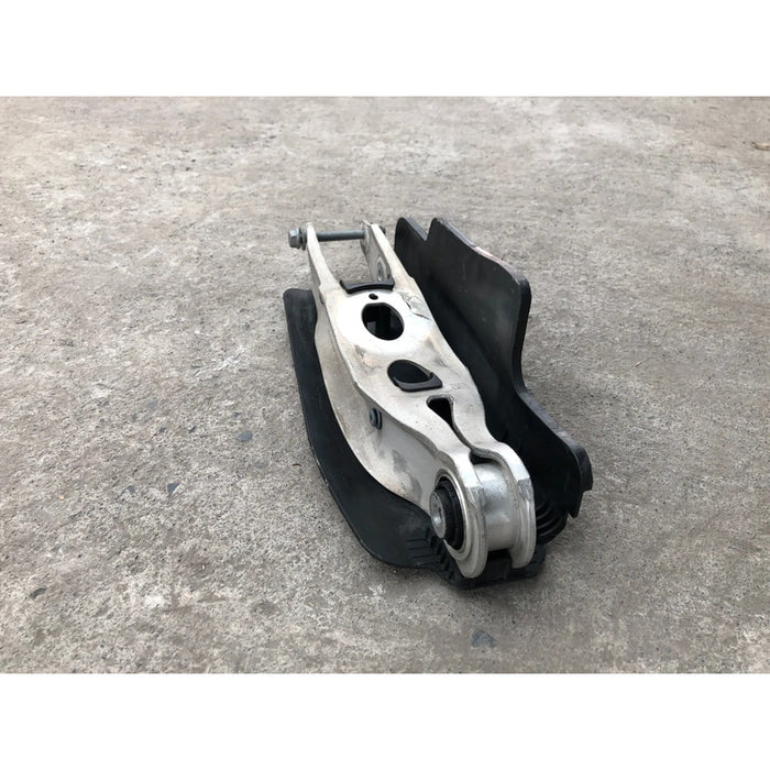 Horquilla Trasera Izquierda Audi A4 2017 2018 2019 2020 2021 2022 Motor 2.0, Original