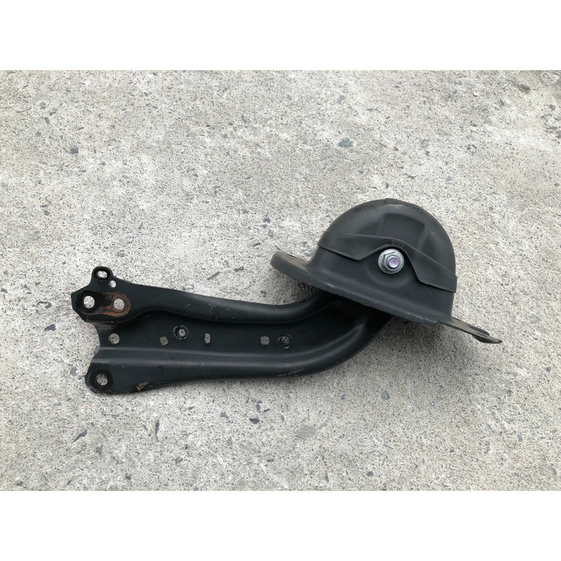 Tirante Trasero Derecho Hacia Chasis Para Toyota Camry 2018, 2019, 2020, 2021, 2022, 2023 Motor 2.5 Original