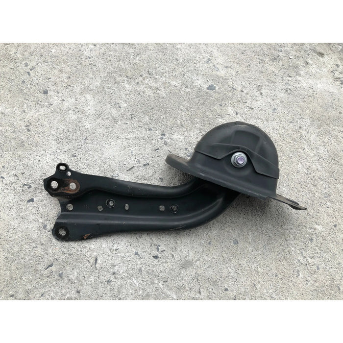 Tirante Trasero Derecho Hacia Chasis Para Toyota Camry 2018, 2019, 2020, 2021, 2022, 2023 Motor 2.5 Original