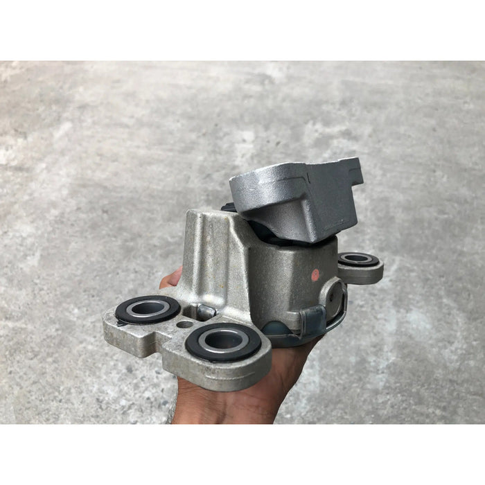 Soporte Transmision Izquierdo Discovery 2015, 2016, 2017, 2018, 2019 (para Motor 2.0 Litros) Original