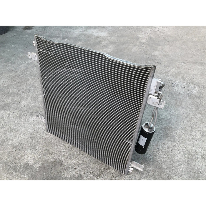 Condensador Original Para Infiniti Qx80 2011 2012 2013 2014 2015 2016 2017 2018 2019 2020 Motor 5.6