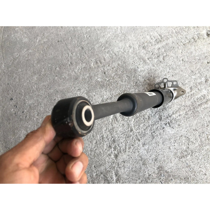 Amortiguador Izquierdo Trasero Para Jeep Cherokee 2014, 2015, 2016, 2017, 2018, 2019, 2020, 2021, 2022, 2023 (motor 2.4 Litros)