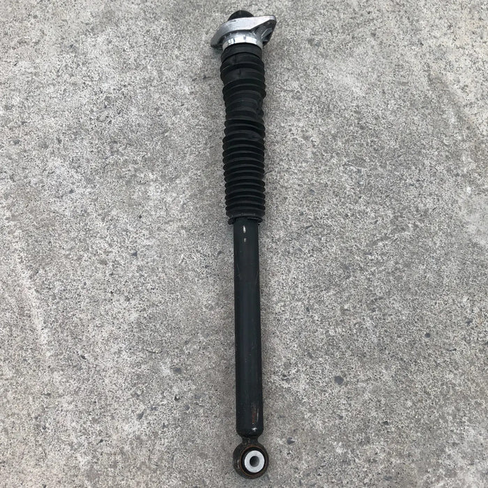 Amortiguador Trasero Derecho Para Honda Civic 2016, 2017, 2018, 2019, 2020, 2021 Motor 1.5 Original