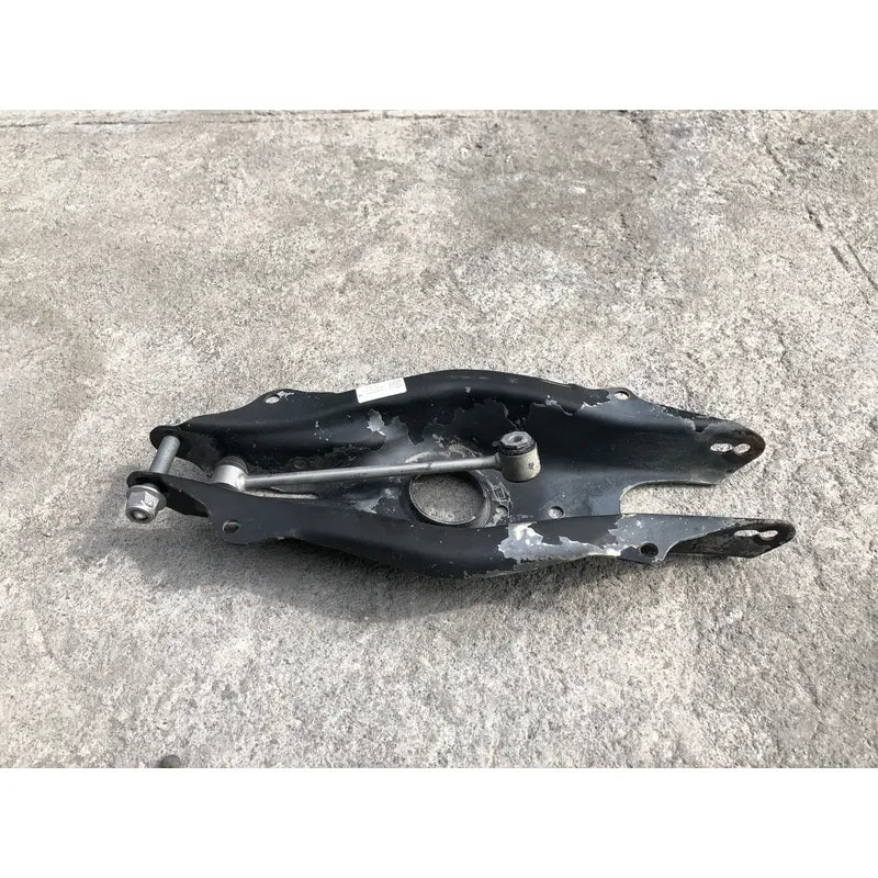 Horquilla Trasera Derecha Original Para Mercedes Benz C300 2015, 2016, 2017, 2018, 2019, 2020, 2021, 2022, 2023, 2024, 2025 (motor 2.0 Litros)
