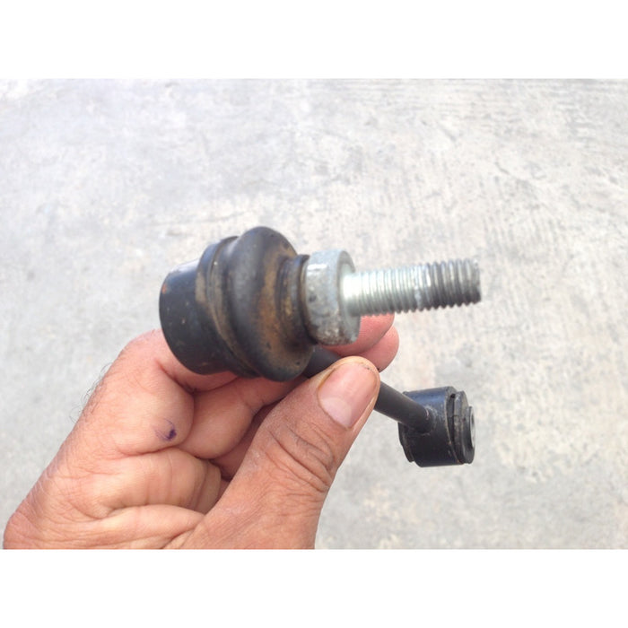 Tornillo Estabilizador Trasero Derecho Ats 2013 Al 2018