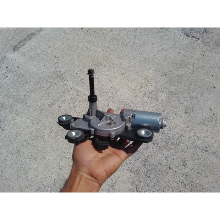 Motor Limpiabrisas Trasero Ford Fiesta Hatchback 2014