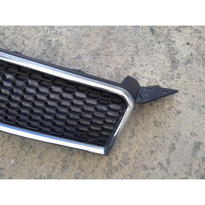 Parrilla Central Superior Para Chevrolet Aveo 2009, 2010, 2011 Cromado