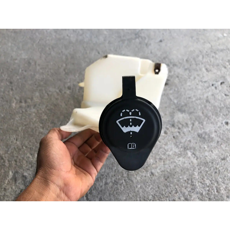 Deposito Limpia Parabrisas Para Chevrolet Tahoe 2007, 2008, 2009, 2010, 2011, 2012, 2013, 2014