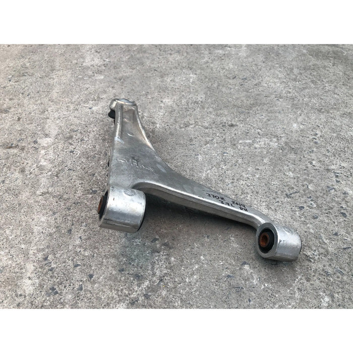 Horquilla Trasera Derecha Superior Para Nissan 370z 2009, 2010, 2011, 2012, 2013, 2014, 2015, 2016, 2017, 2018, 2019, 2020 Motor 3.7 Original