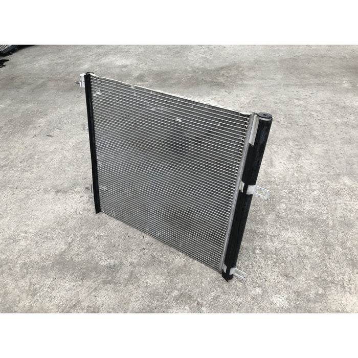 Condensador Original Para Cadillac Xt5 2017 Al 2024 3.6