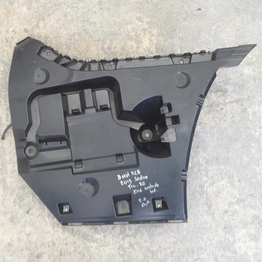 Guia Defensa Trasera Derecha Para Bmw 528i 2011, 2012, 2013