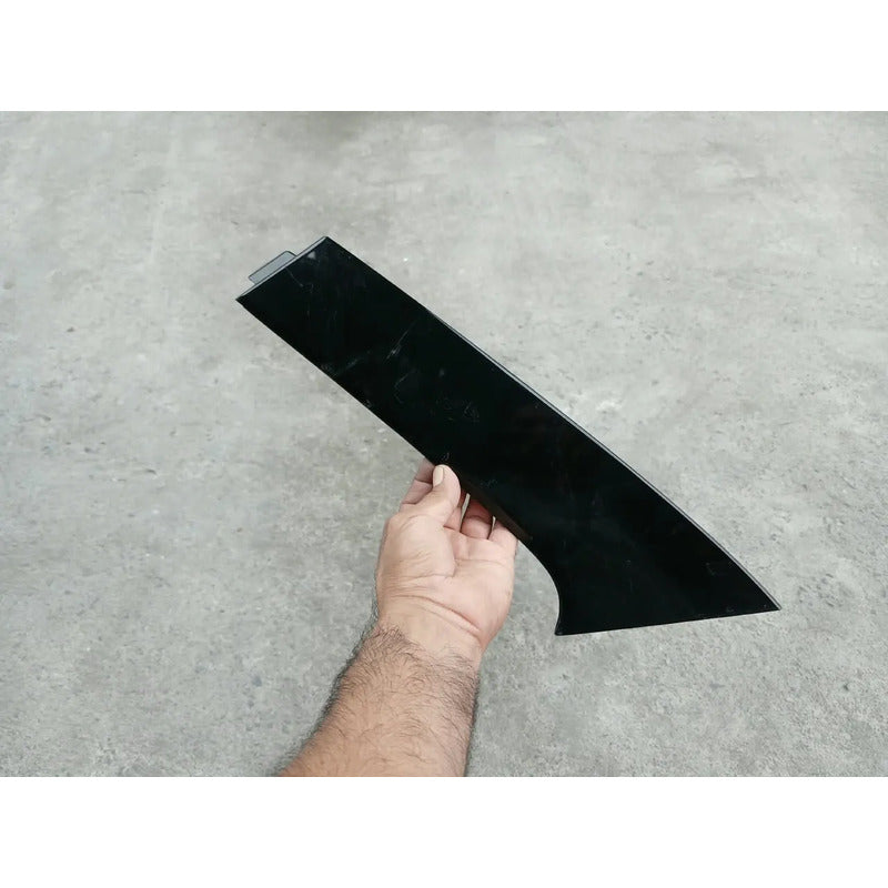 Extension De Spoiler Derecho para Nissan Rogue 2014 - 2019