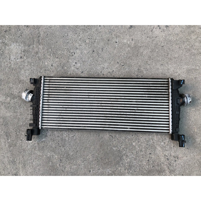 Radiador De Intercooler Chevrolet Malibu 2016, 2017, 2018, 2019, 2020, 2021 Motor 1.5 Original