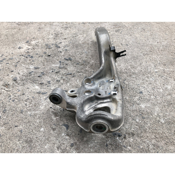 Mango Delantero Izquierdo Jaguar Xe 2017 2018 2019 2.0