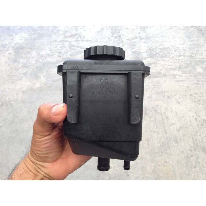 Deposito Direccion Hidraulica Para Chrysler Magnum 2005, 2006, 2007, 2008