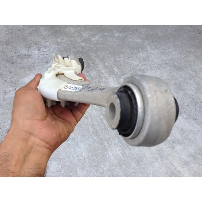 Tirante Trasero Derecho Central Para Bmw 530i 2017, 2018, 2019, 2020, 2021 Motor 2.0