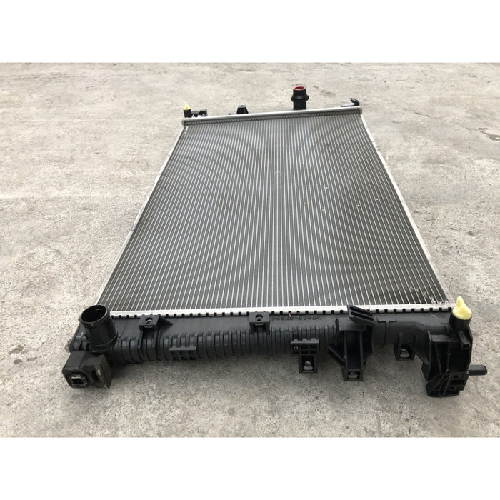 Radiador Original Para Cherokee 2014 Al 2018 Motor 2.4