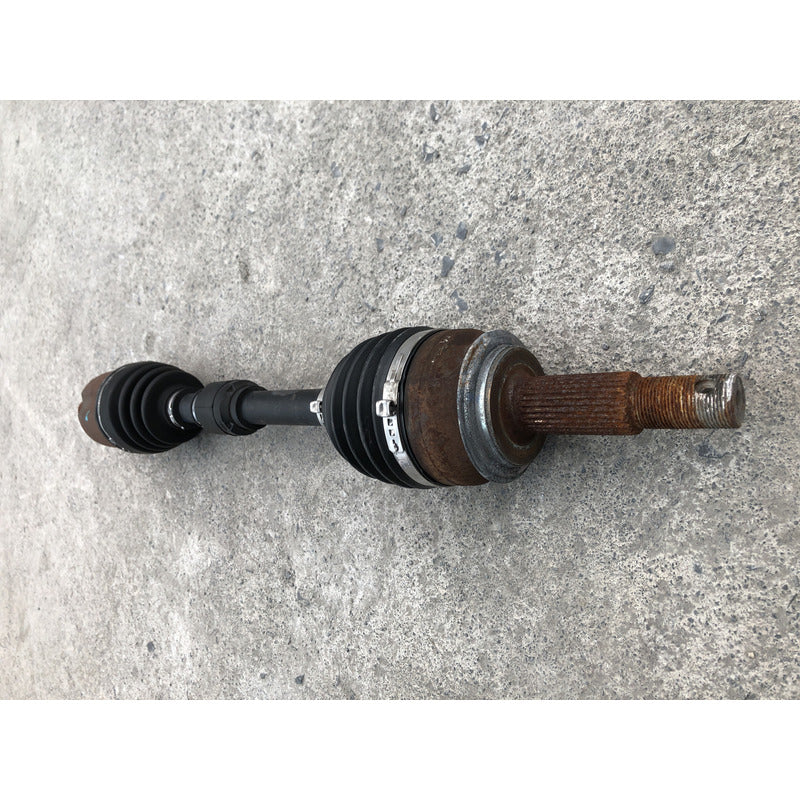 Junta Homocinetica Delantera Izquierda Para Nissan Rogue 2014, 2015, 2016, 2017, 2018, 2019 - Motor 2.5 Litros, 4 Cilindros - Original