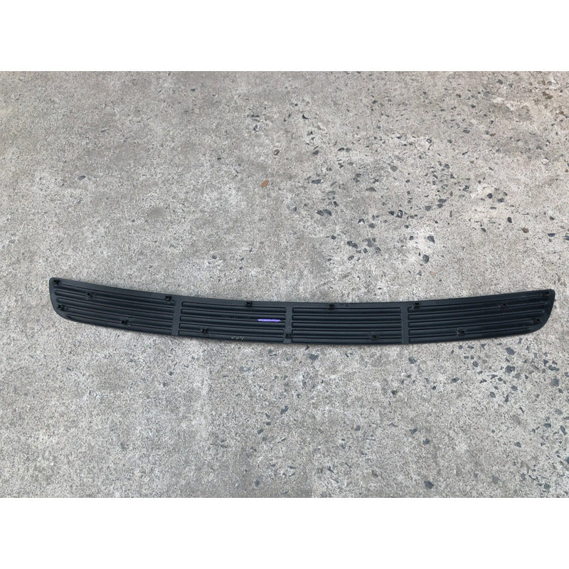 Moldura De Defensa Trasera Para Dodge Caravan 2001-2007 Negro