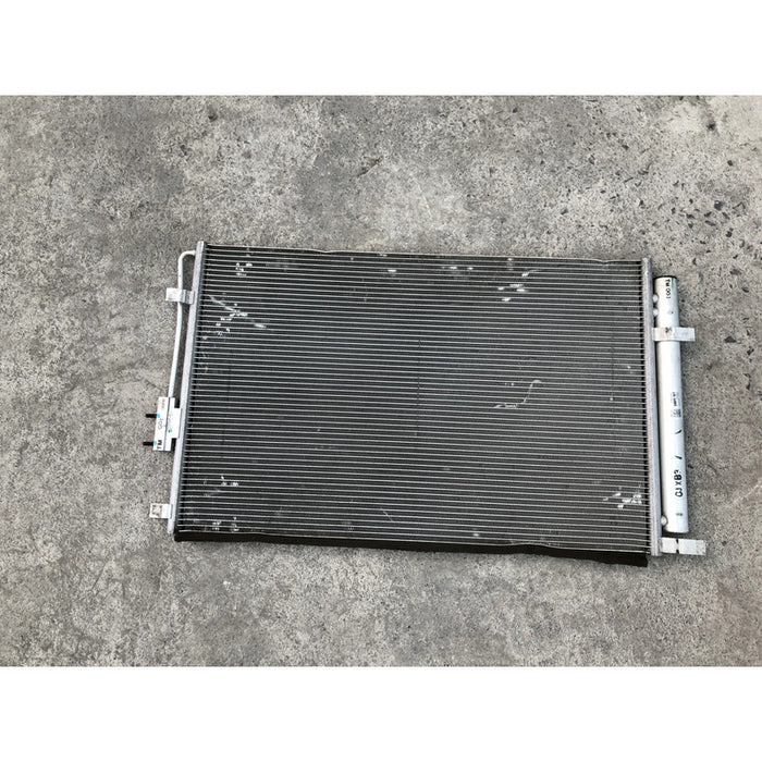 Condensador Original Para Sorento 2016, 2017, 2018, 2019, 2020 Motor 3.3