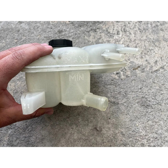 Deposito De Anticongelante Para Mazda 3 2004, 2005, 2006, 2007, 2008, 2009, 2010, 2011, 2012 (original)