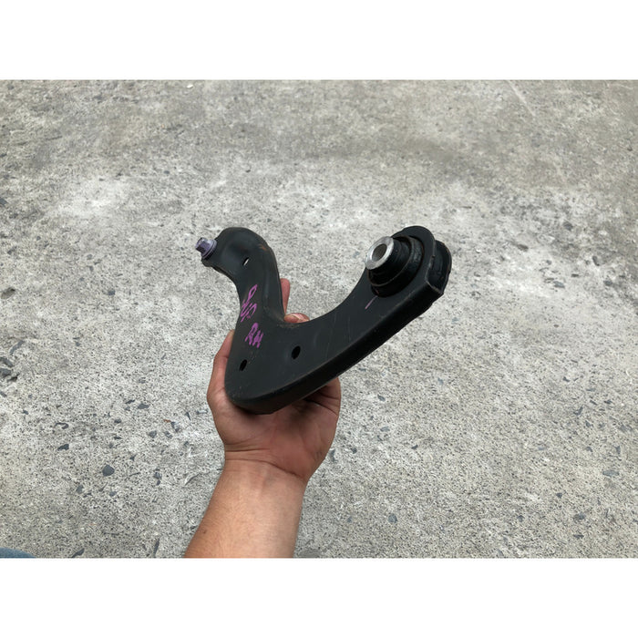 Tirante Trasero Derecho Superior Toyota Camry 2018 2023 2.5