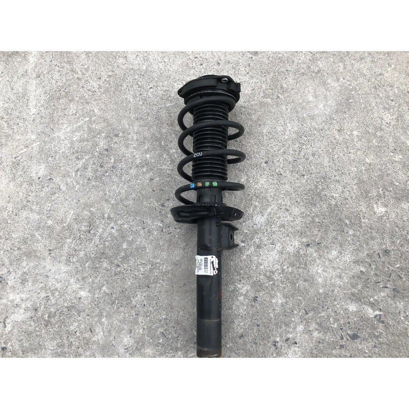 Amortiguador Delantero Derecho Para Volkswagen Jetta 2011, 2012, 2013, 2014, 2015, 2016, 2017, 2018 Motor 2.0 Original