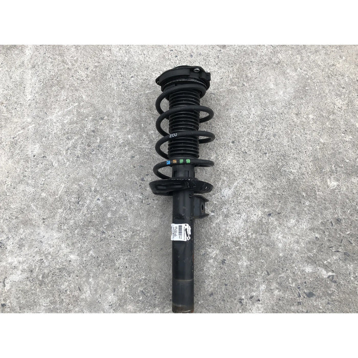 Amortiguador Delantero Derecho Para Volkswagen Jetta 2011, 2012, 2013, 2014, 2015, 2016, 2017, 2018 Motor 2.0 Original